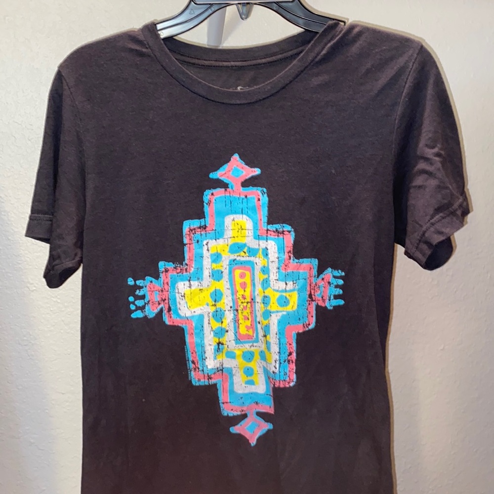 Graphic tee